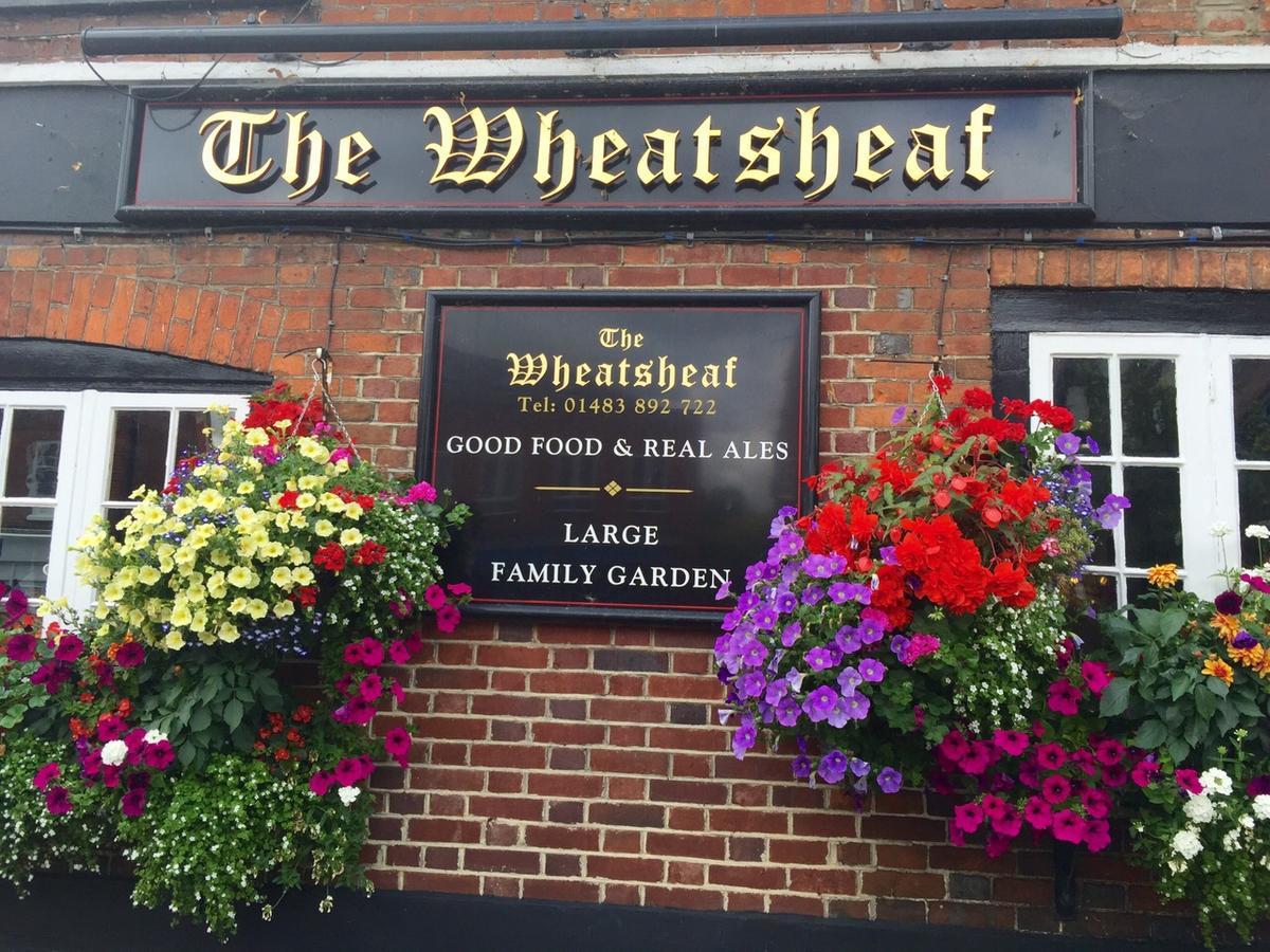 The Wheatsheaf Acomodação com café da manhã Bramley  Exterior foto